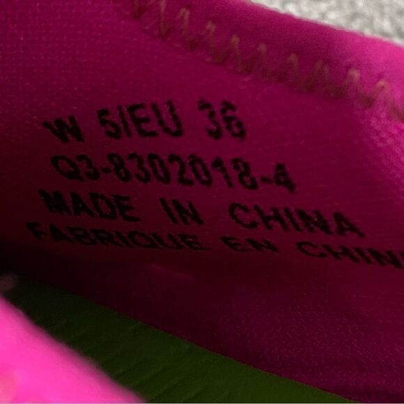 OOFOS Shoes Womens 5 Pink White Oomg Low Slip On Comfort Sneakers - Picture 8 of 8